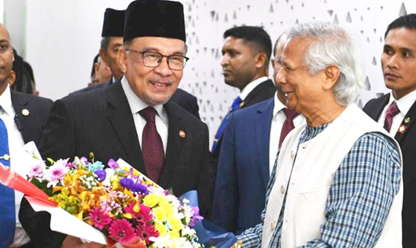 বাংলাদেশ-মালয়েশিয়া সম্পর্ক নতুন উচ্চতায় নিতে চাই : প্রধান উপদেষ্টা